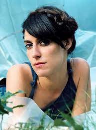 FEIST.JPG.d67b0bd05366d0a45392b5fc2bd0ae58.JPG